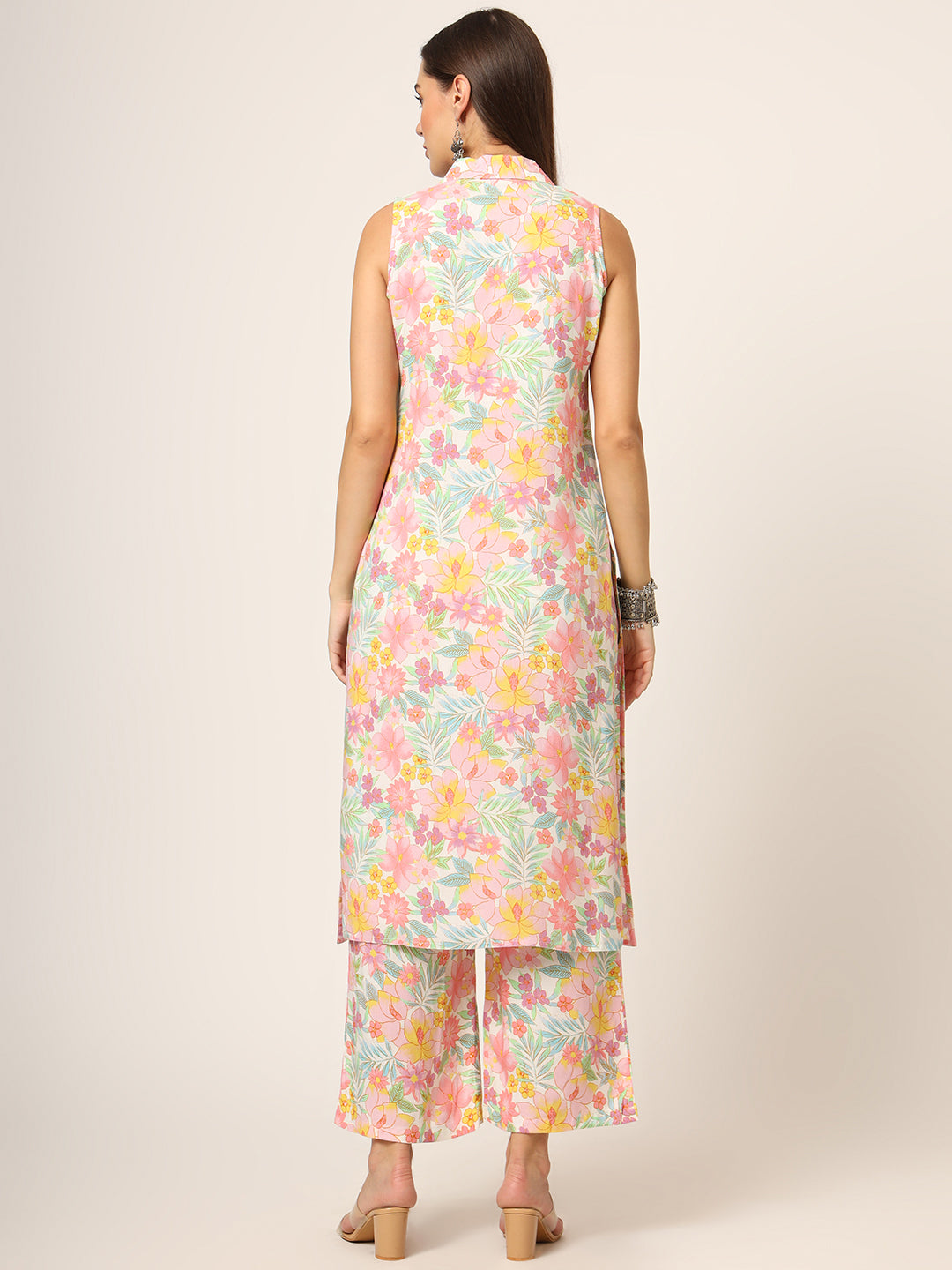 Divena Pink Printed Rayon Fabric Straight Kurta