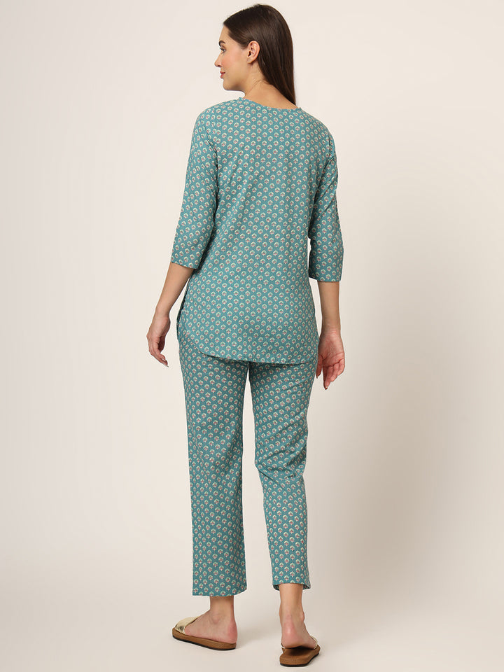 Divena Green Floral Print Cotton Regular Fit Night Suit