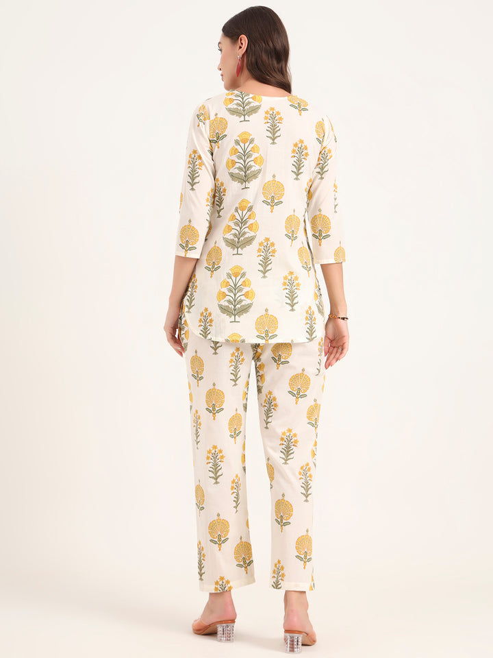 Divena Cream Printed Cotton Night Suit Sets