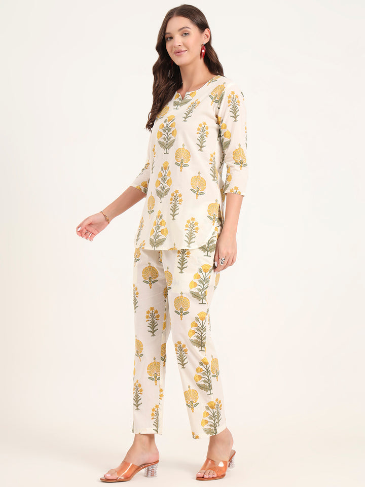 Divena Cream Printed Cotton Night Suit Sets