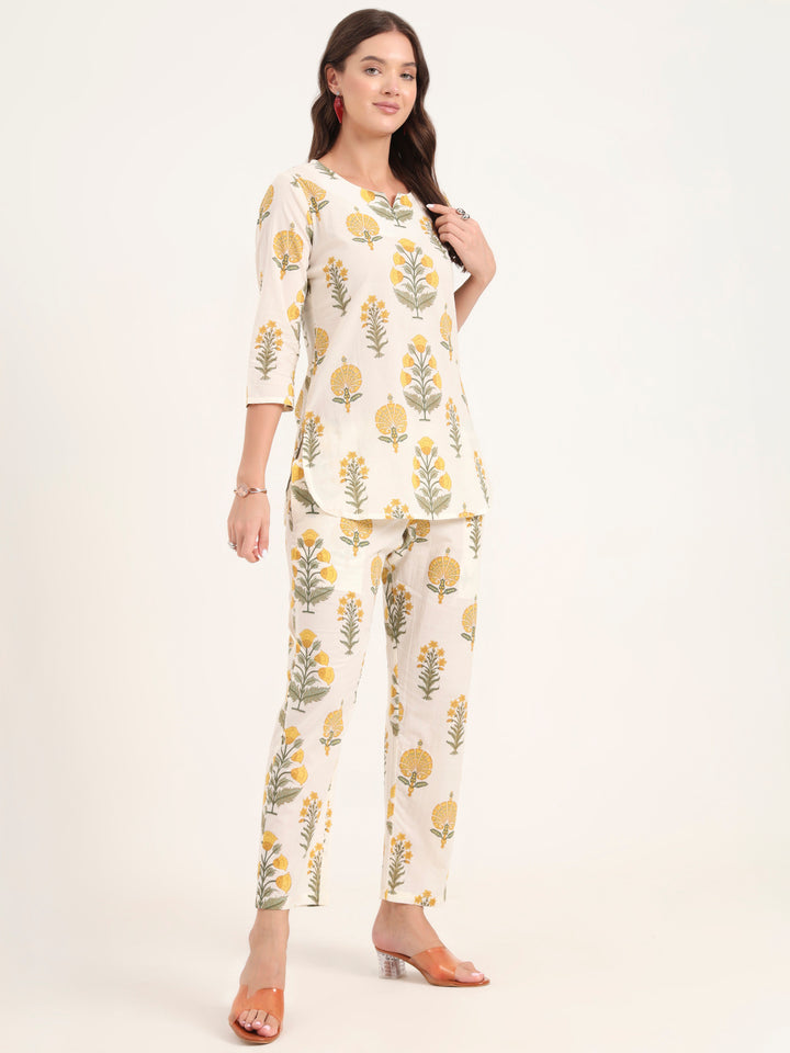 Divena Cream Printed Cotton Night Suit Sets