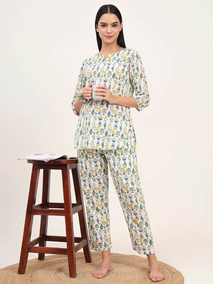 Divena White Cotton Printed Night Suit Set