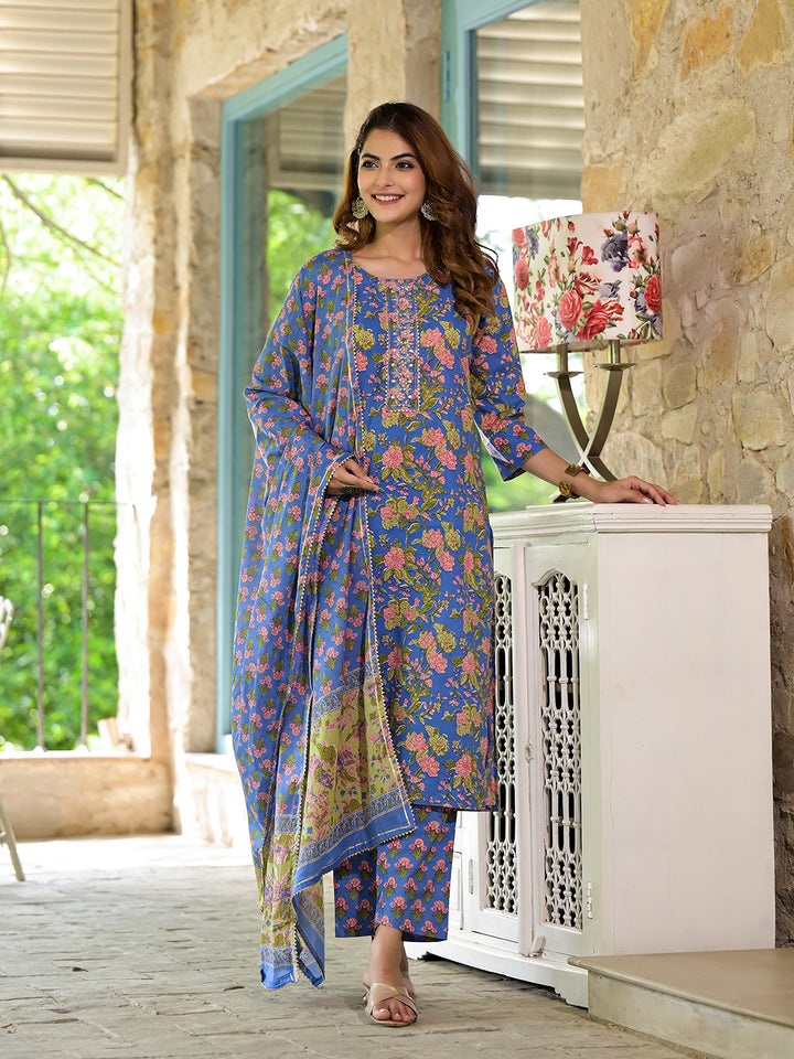 Divena blue Floral Print Cotton Straight fit Kurta Set