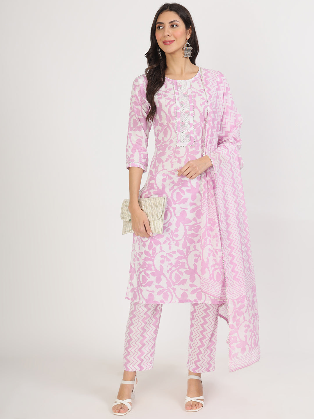 Women Liva (Rayon) Indigo Floral Print Kurta Comfort Pant Dupatta main image 0
