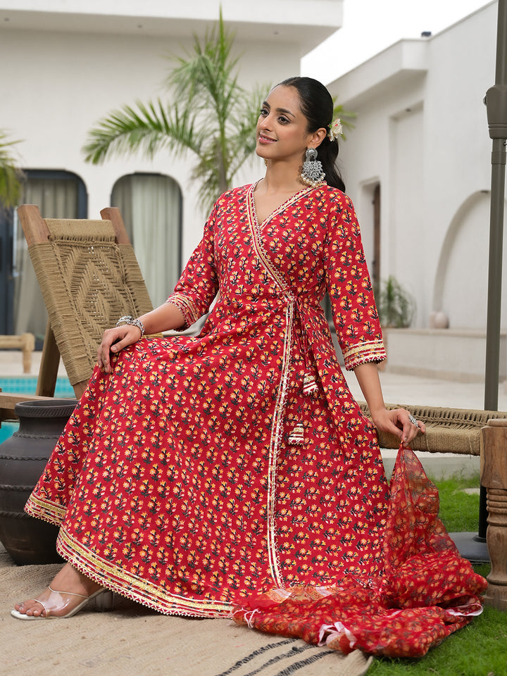Divena Red Floral Printed Round Neck Pure Cotton Anarkali Kurta With Trousers & Dupatta