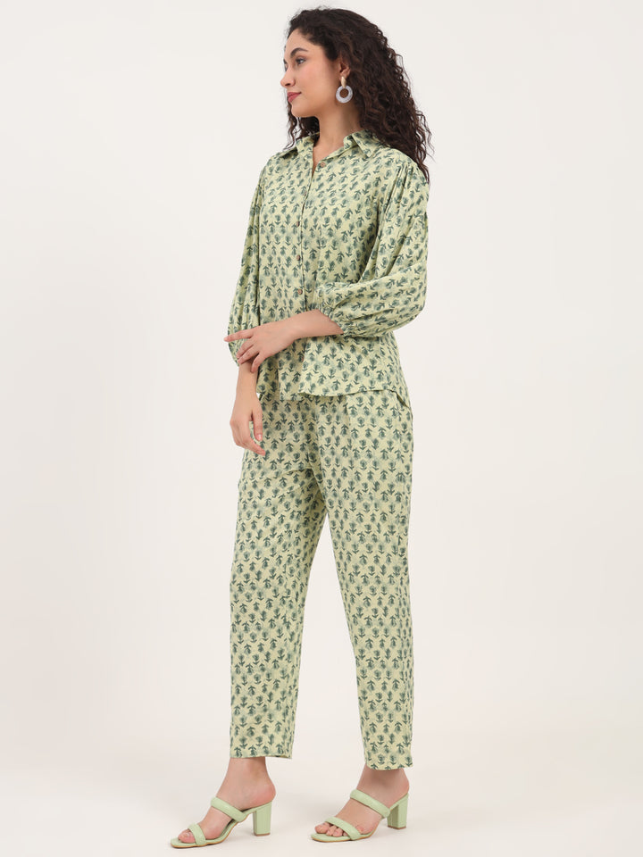 Divena Green Floral Print Rayon Fabric  Shirts Pant With Crop Top three Piece set