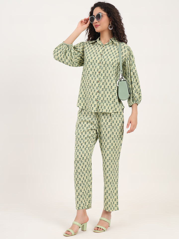 Divena Green Floral Print Rayon Fabric  Shirts Pant With Crop Top three Piece set