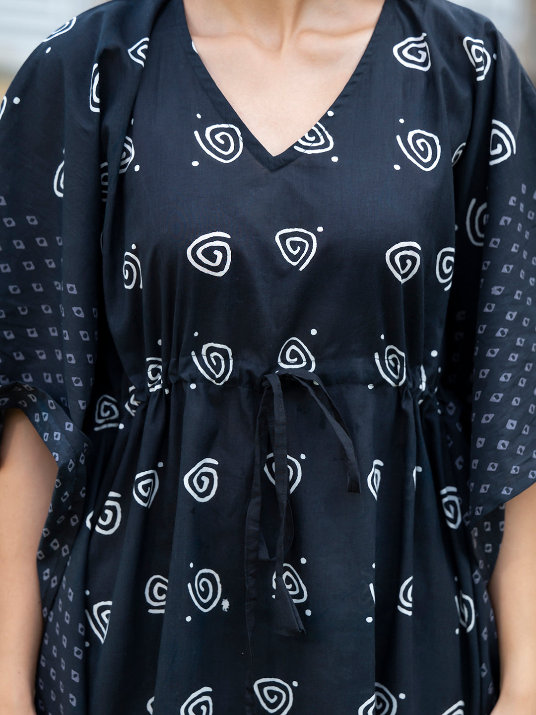 Divena Black Floral Print Kaftan