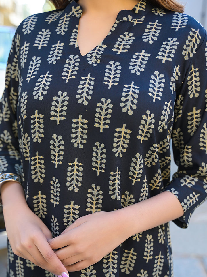 Divena Black Ethnic Printed Rayon Kurta With Trouser