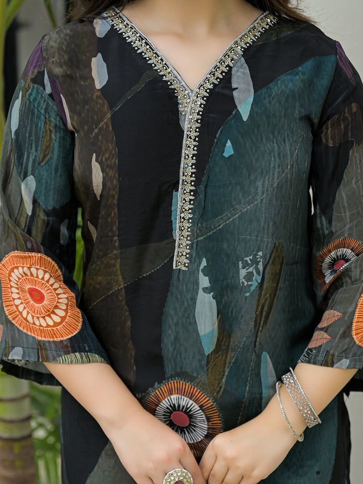 Divena Black Pure Crepe Digital Print Kurta Pant Set With Dupatta