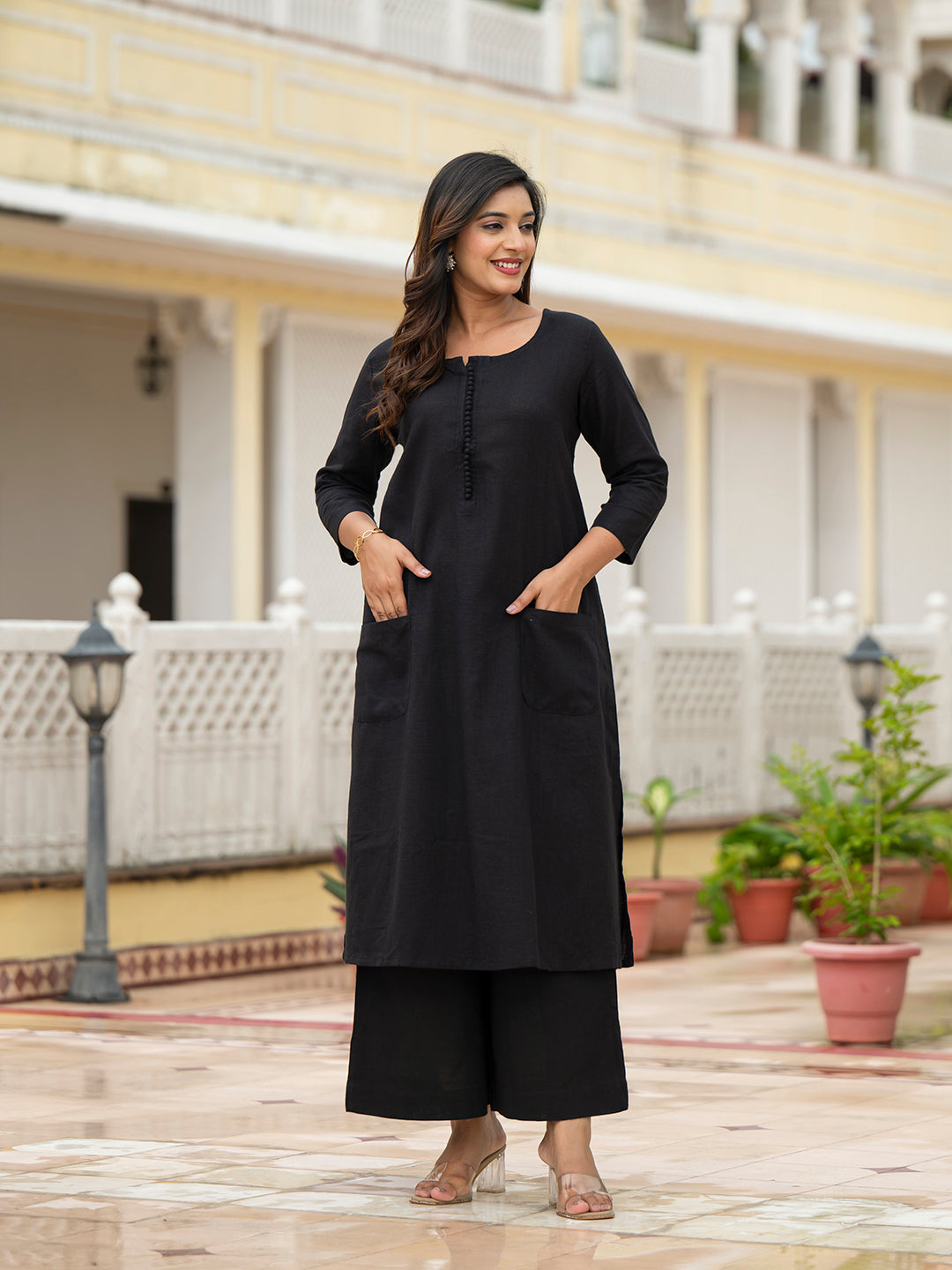 Divena Black Solid Cotton Kurta Pant Set