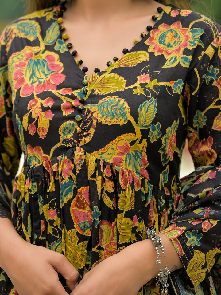 Divena Black Cotton Straight Kurta Pant With Dupatta