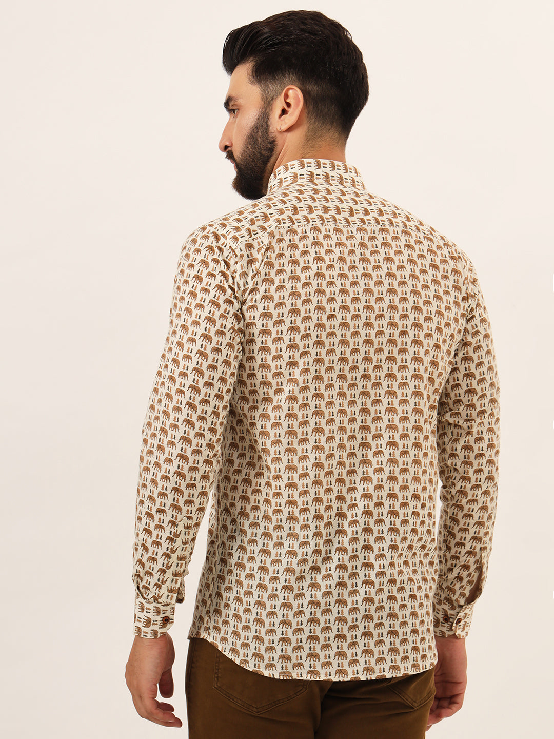 MILLENNIAL MEN Cream Quirky Print Pure Cotton Regular Fit Casual Shirt