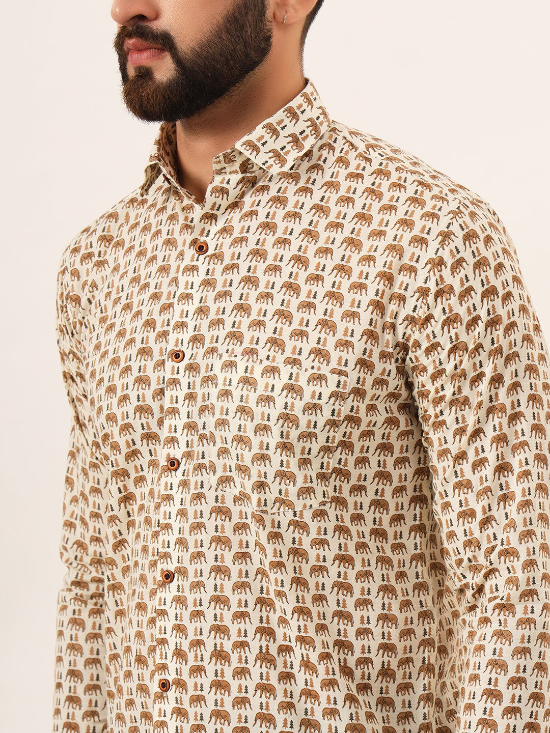 MILLENNIAL MEN Cream Quirky Print Pure Cotton Regular Fit Casual Shirt