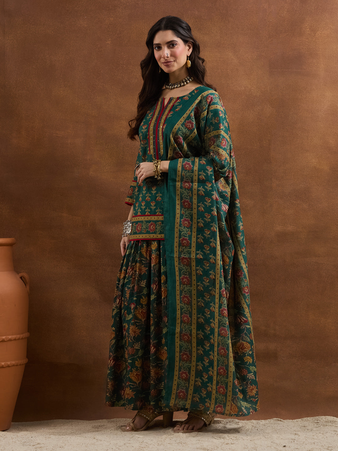 Divena Floral Printed Cotton Green Straight Fit  Kurta Sets