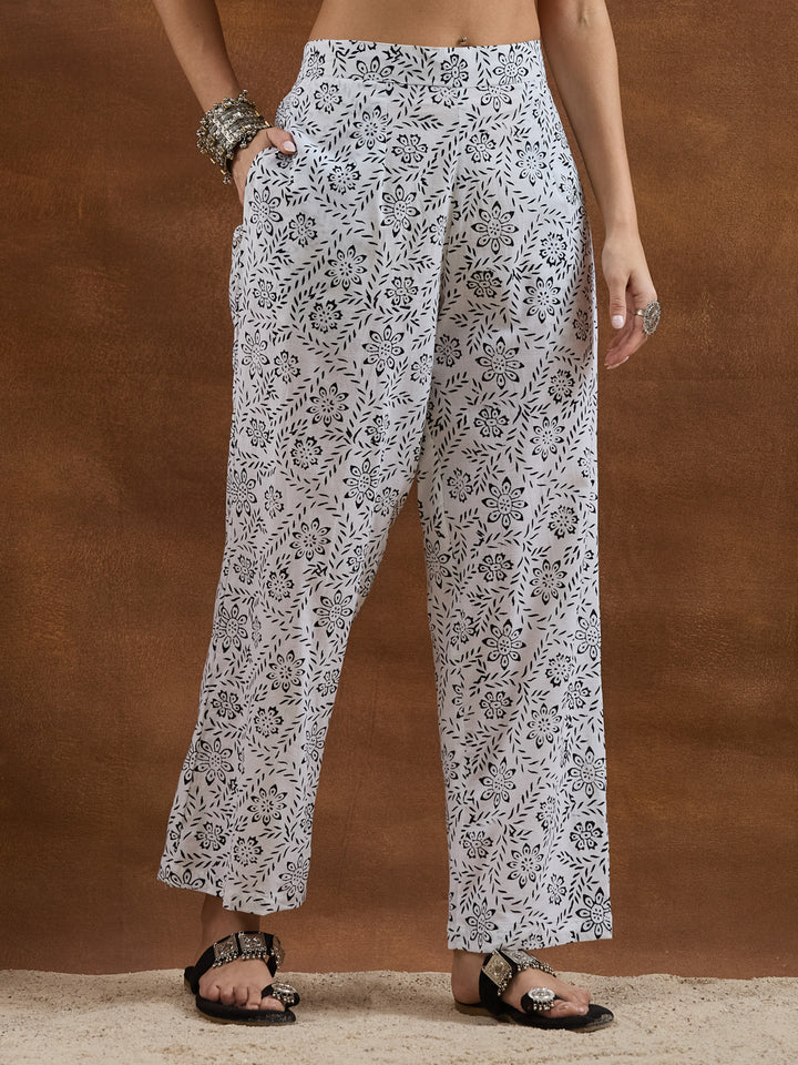 Divena White Kurta Sets With Duppata