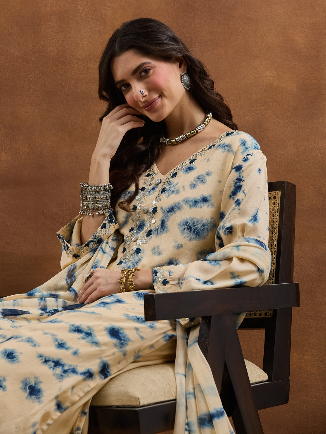 Divena Muslin Tie-and-Dye Printed Navy Cream Kurta Sets