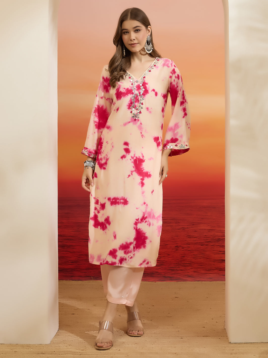 Divena Muslin Tie and dye Printed Pink Kurta Pant Dupatta Sets