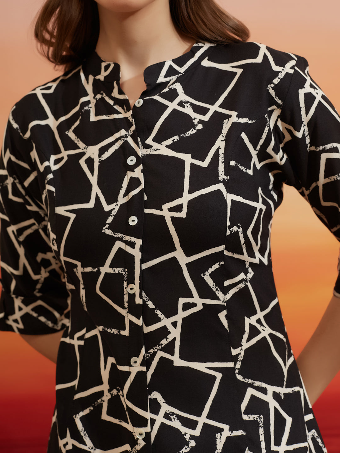 Divena Women Abstract Printed Viscose Rayon Black Straight Fit Top