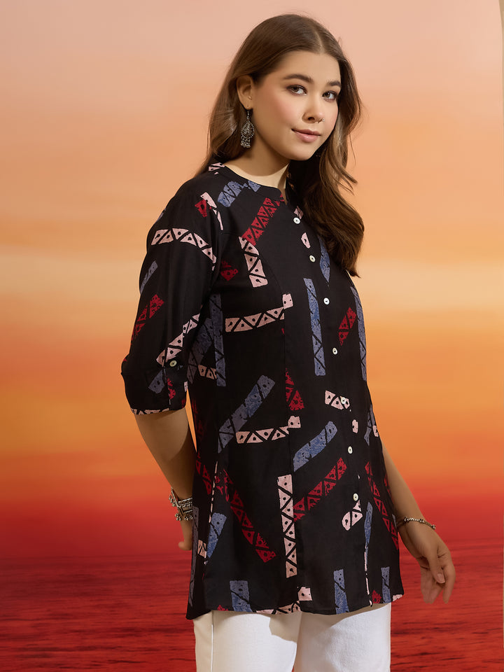 Divena Women Geometric Printed Viscose Rayon Black Straight Fit Top