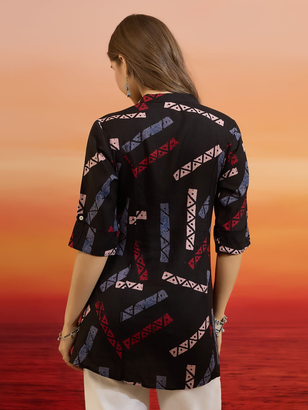 Divena Women Geometric Printed Viscose Rayon Black Straight Fit Top