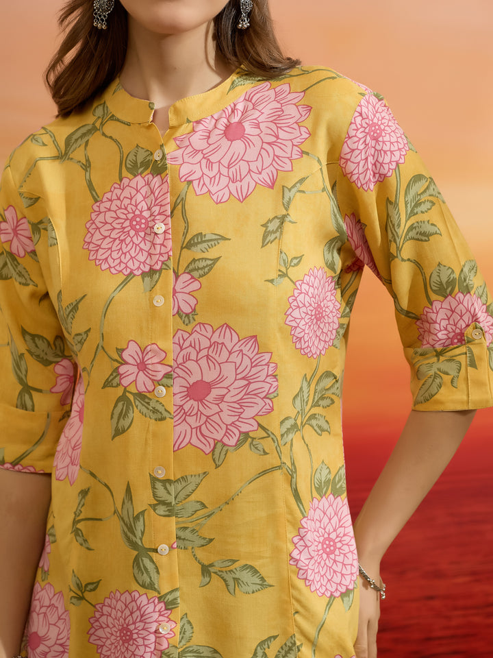 Divena Women Floral Printed Viscose Rayon Yellow Straight Fit Top