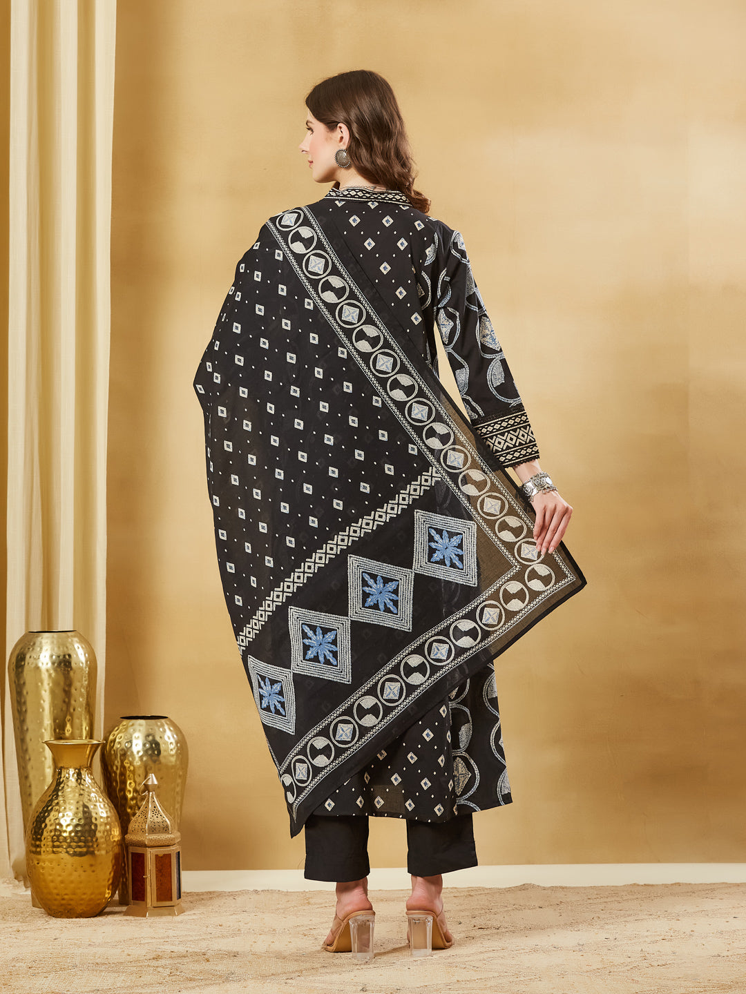 Divena Black Floral Print Cotton A-Line Kurta Sets With Dupatta
