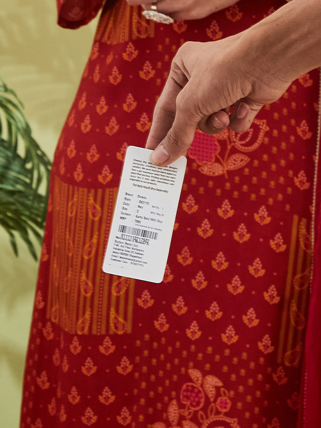 Divena Embroidered Printed Straight Fit Muslin Kurta Pant with Dupatta Set