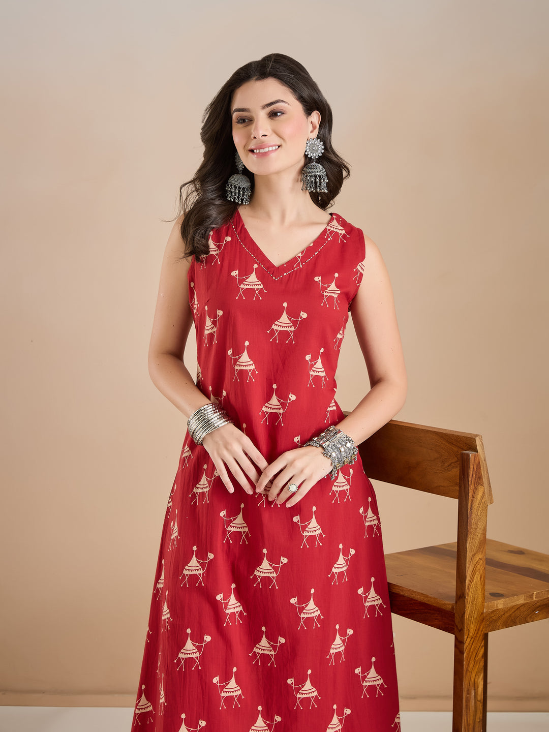 Divena Women Animal Print Pure Cotton Red A-Line Kurti with Pants