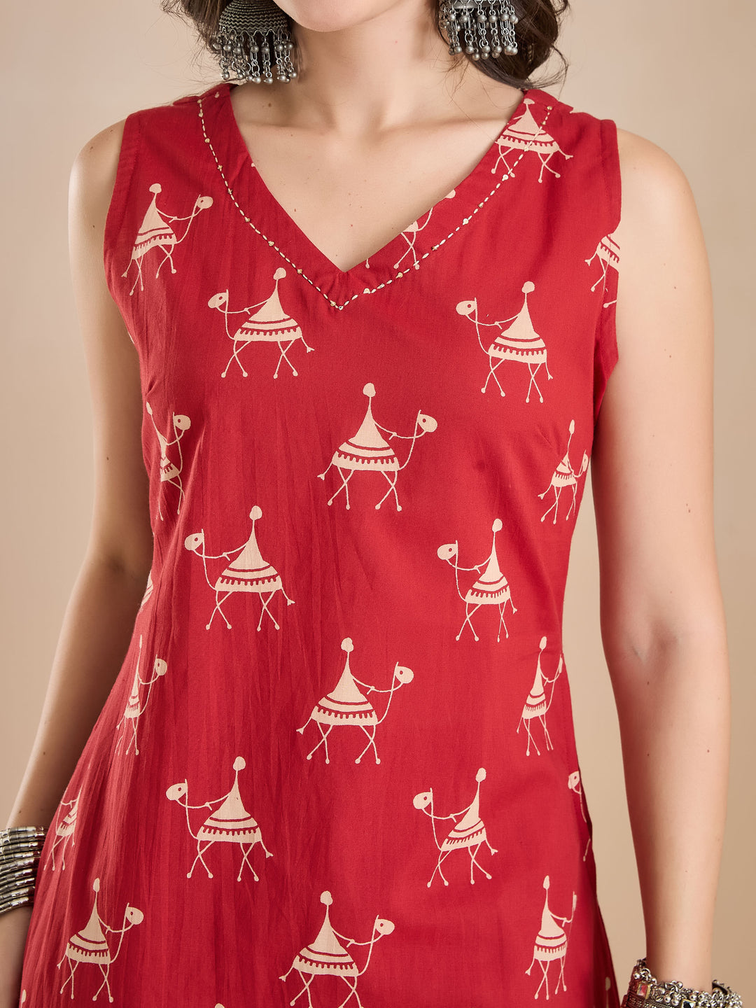 Divena Women Animal Print Pure Cotton Red A-Line Kurti with Pants