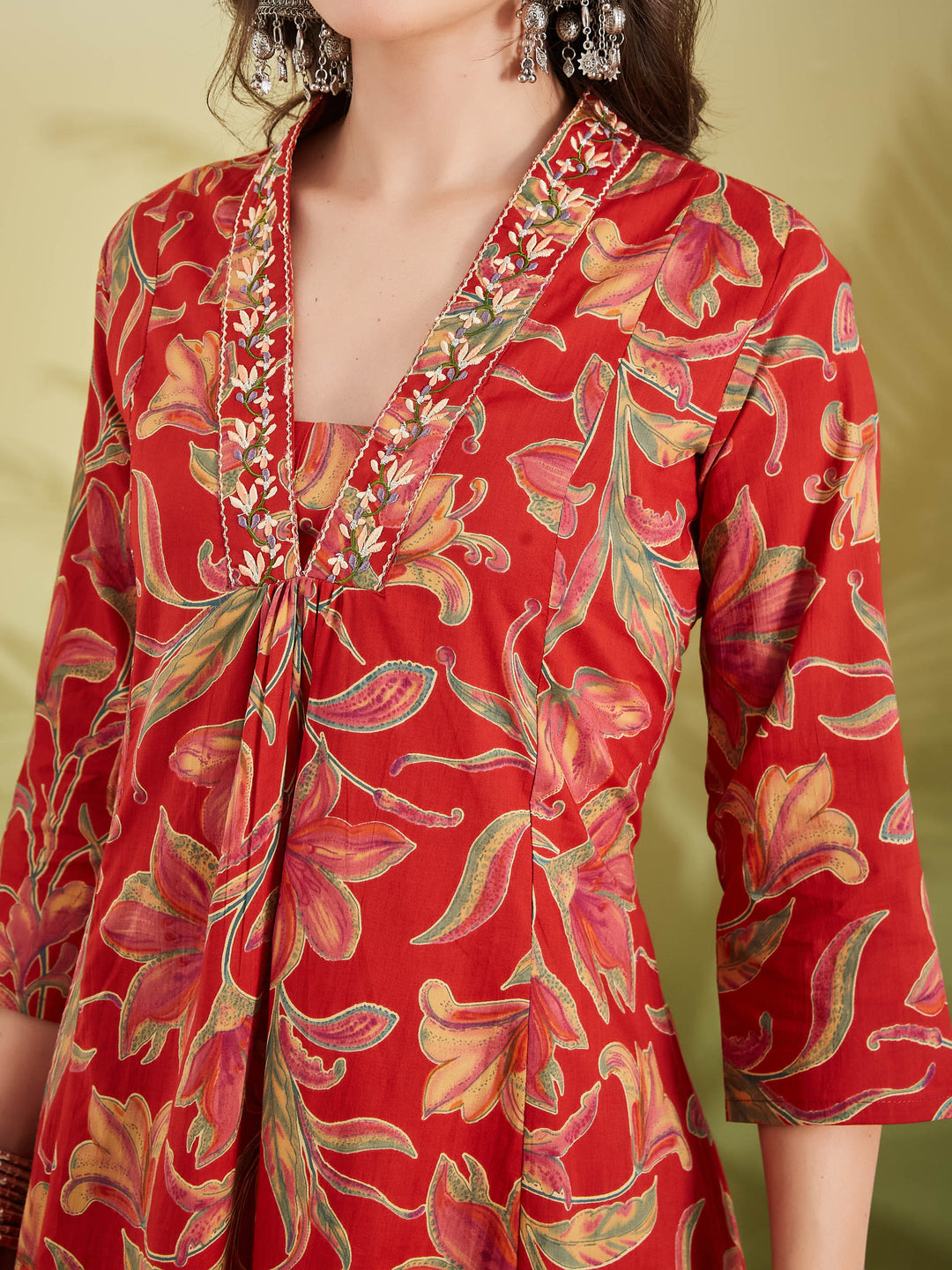 Divena Women Floral Printed Pure Cotton A-line Red Anarkali Kurta With Pants