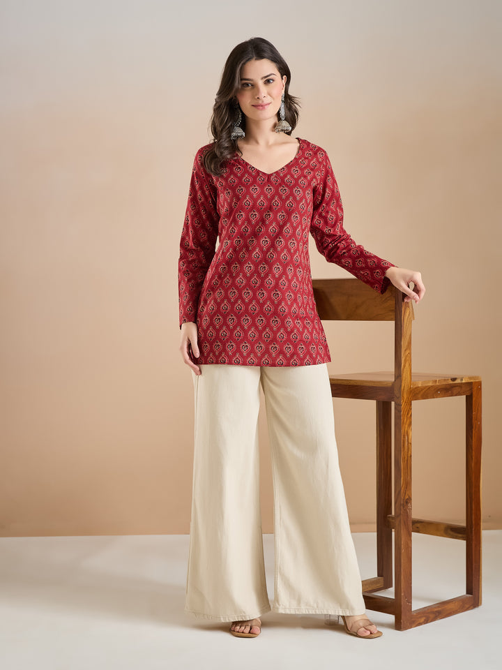 Divena Women Ethnic Motif Print Pure Cotton Maroon Top