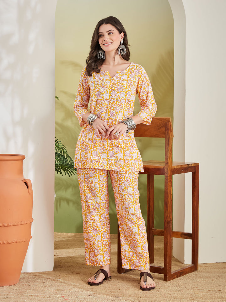 Divena Women Floral Printed Pure Cotton Orange Night suit