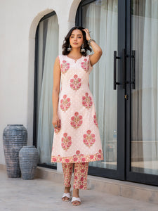 Divena Pink Floral Printed Cotton Straight Fit Kurta Pant Set