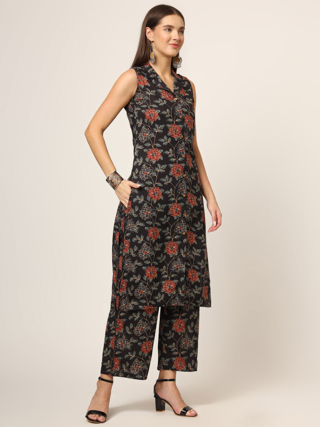 Divena Black Printed Rayon Fabric Straight Kurta