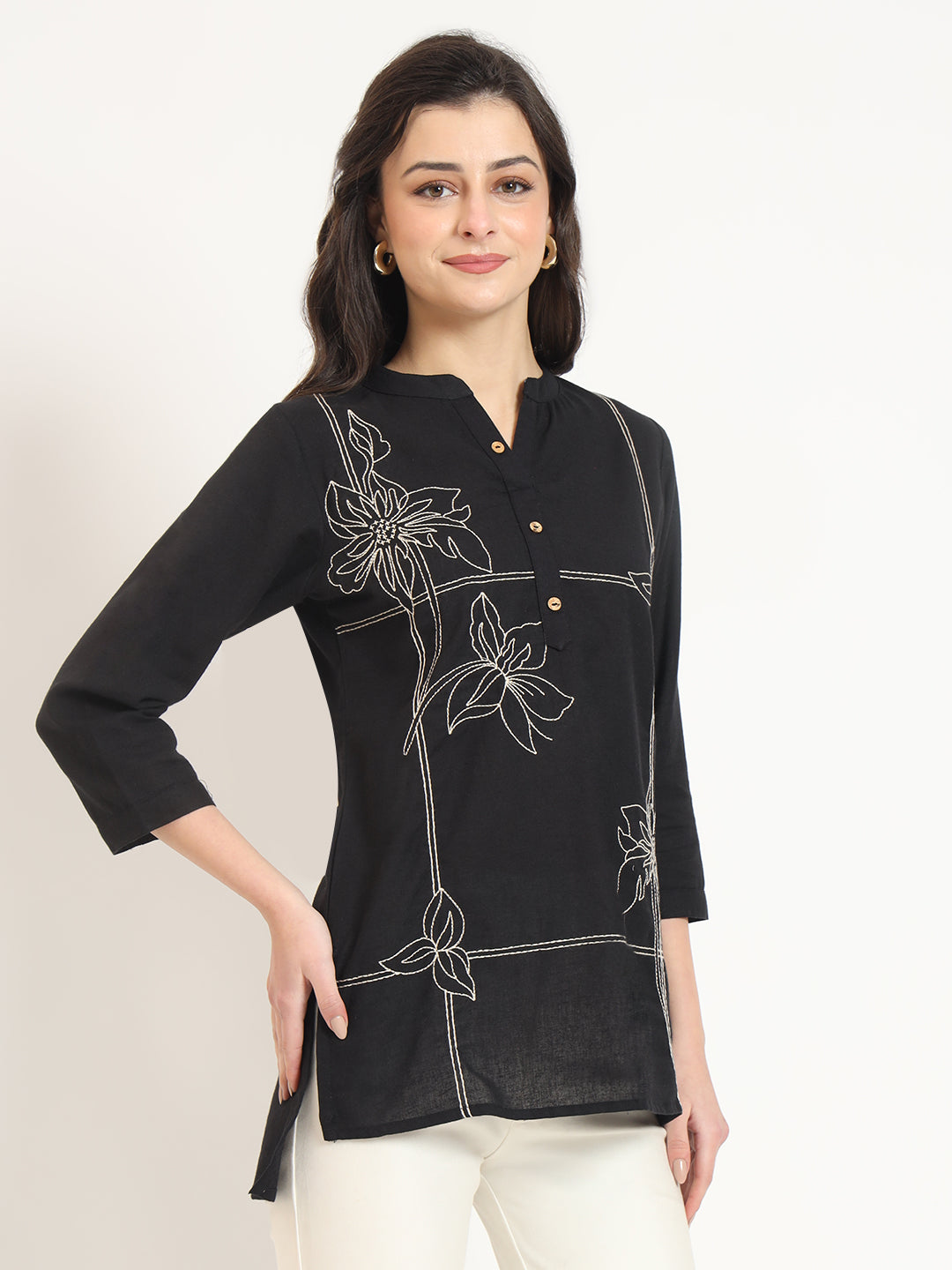 Divena Black Embroidery Cotton Fabric Satraight Top