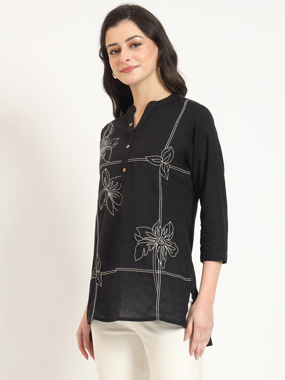 Divena Black Embroidery Cotton Fabric Satraight Top