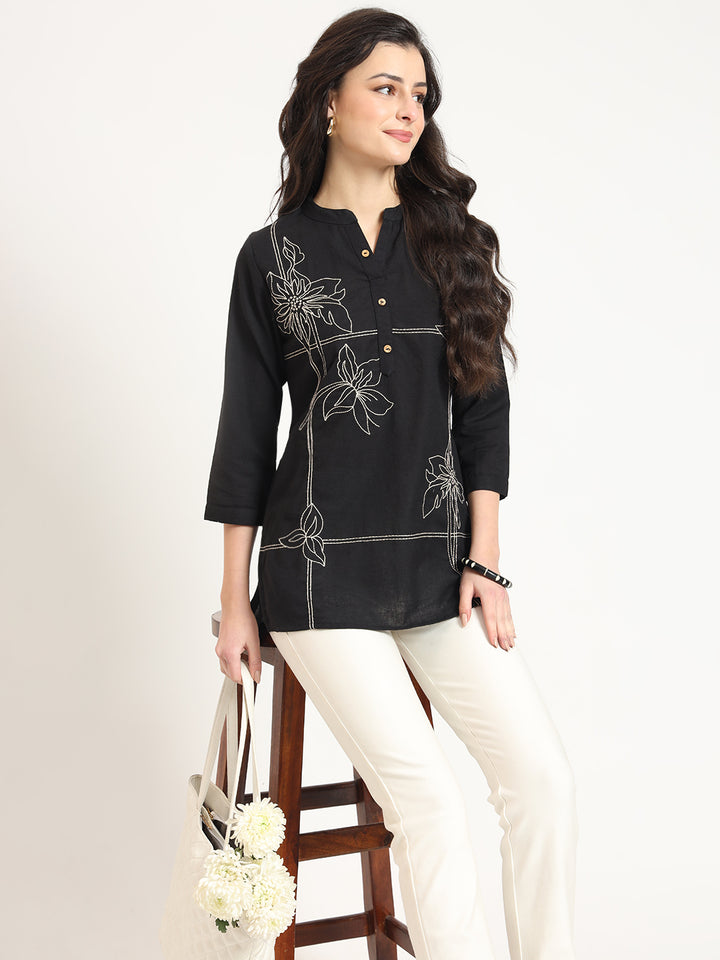 Divena Black Embroidery Cotton Fabric Satraight Top