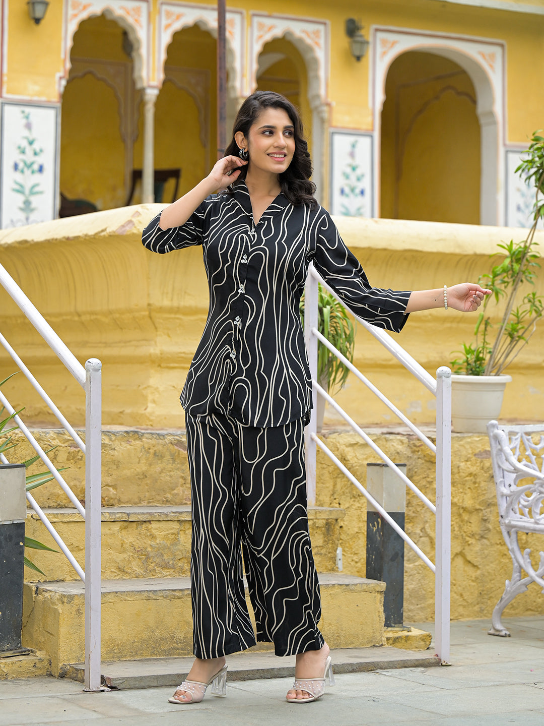 Divena Muslin Black Printed Co-ords Sets
