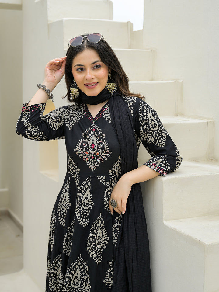 Divena Black Cotton Anarkali kurta Pant Set with Dupatta