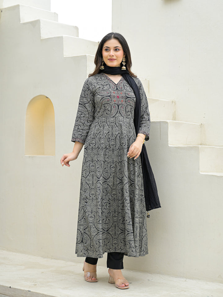 Divena Black Cotton Anarkali kurta Pant Set with Dupatta