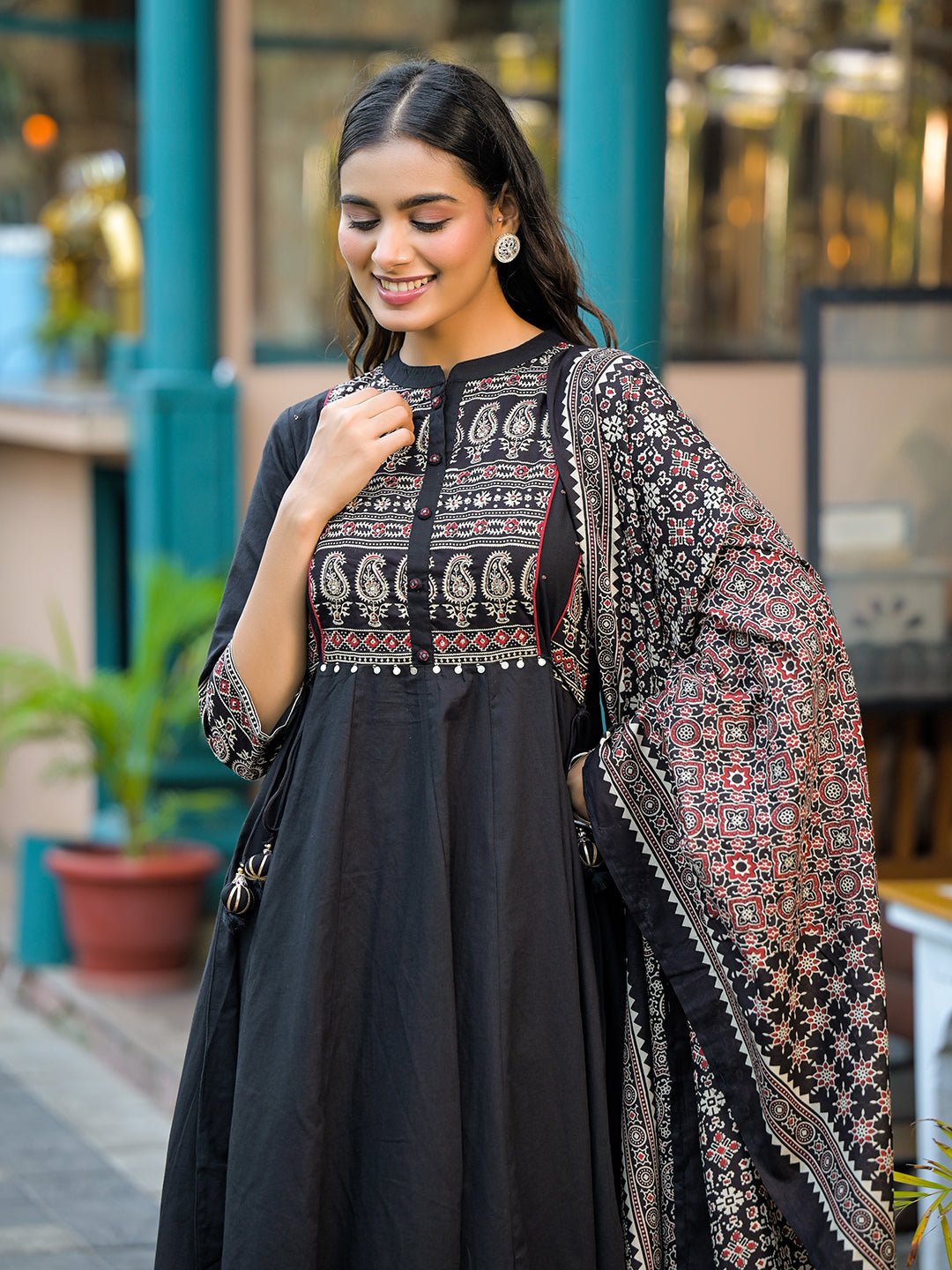 Divena Black Paisley Print Cotton Anarkali Kurta Sets With Dupatta