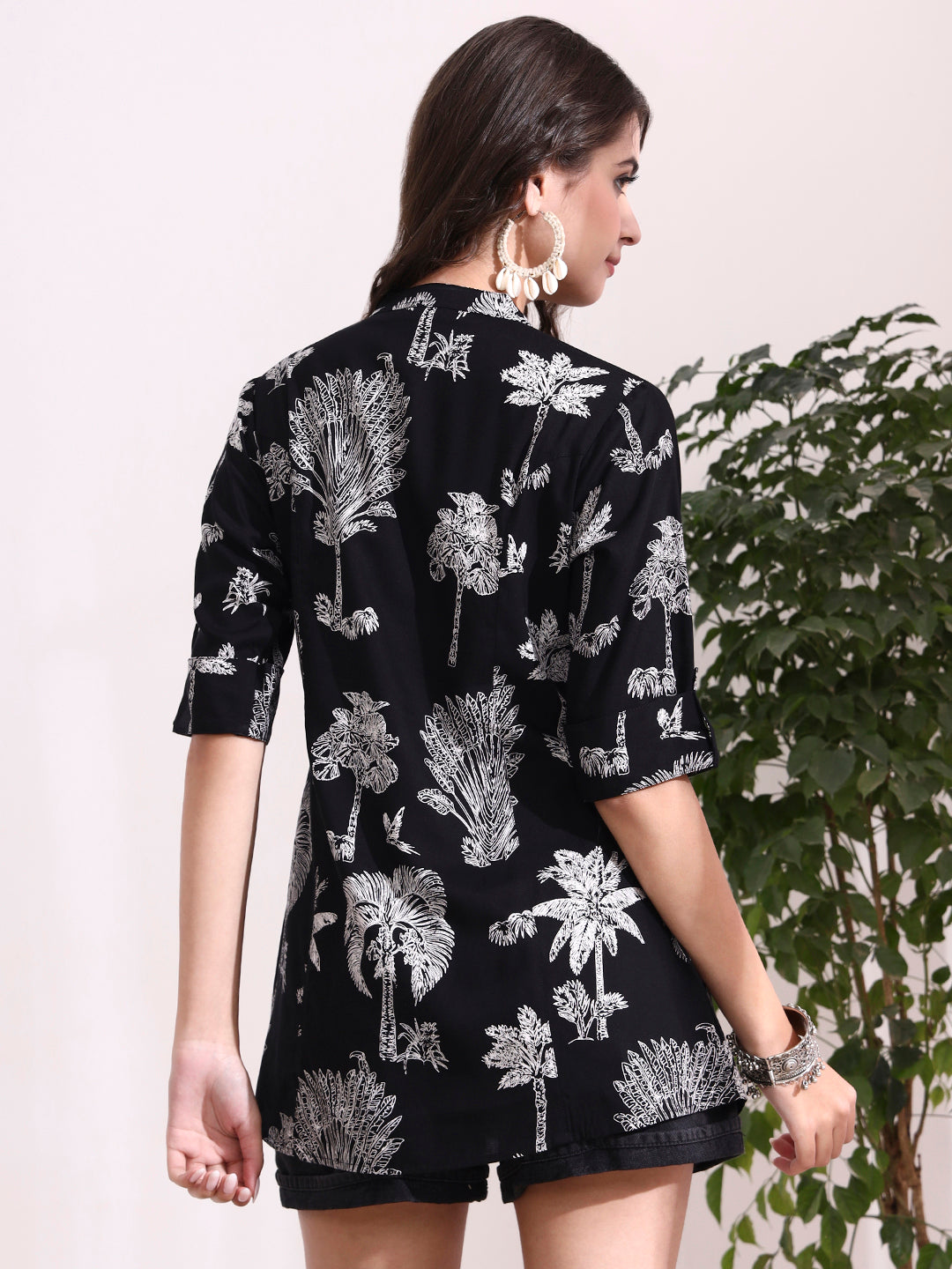 Divena Black Mandarin Coller Roll Up Sleeves Viscose Rayon Top