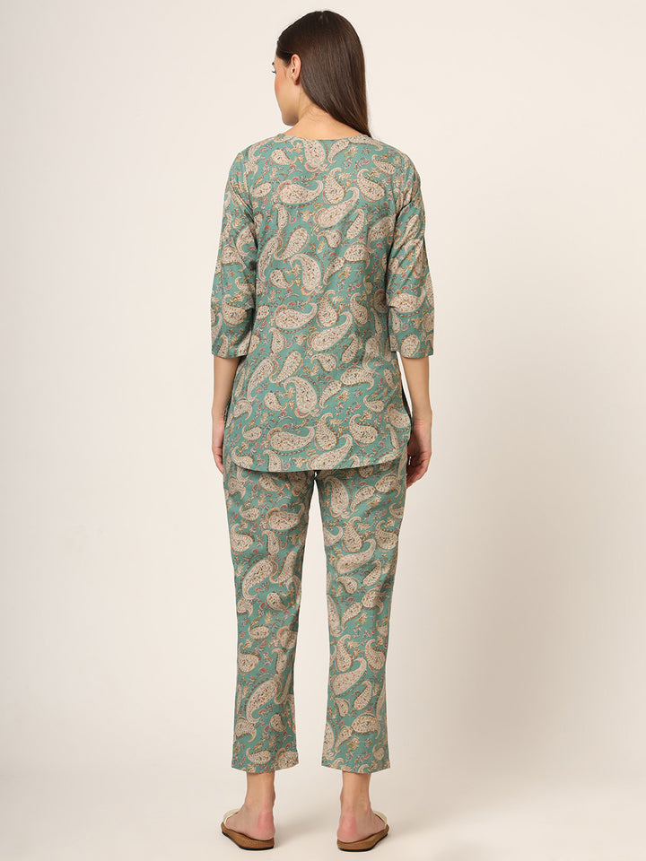 Divena Green Floral Print Cotton Regular Fit Night Suit