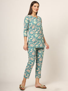 Divena Green Floral Print Cotton Regular Fit Night Suit