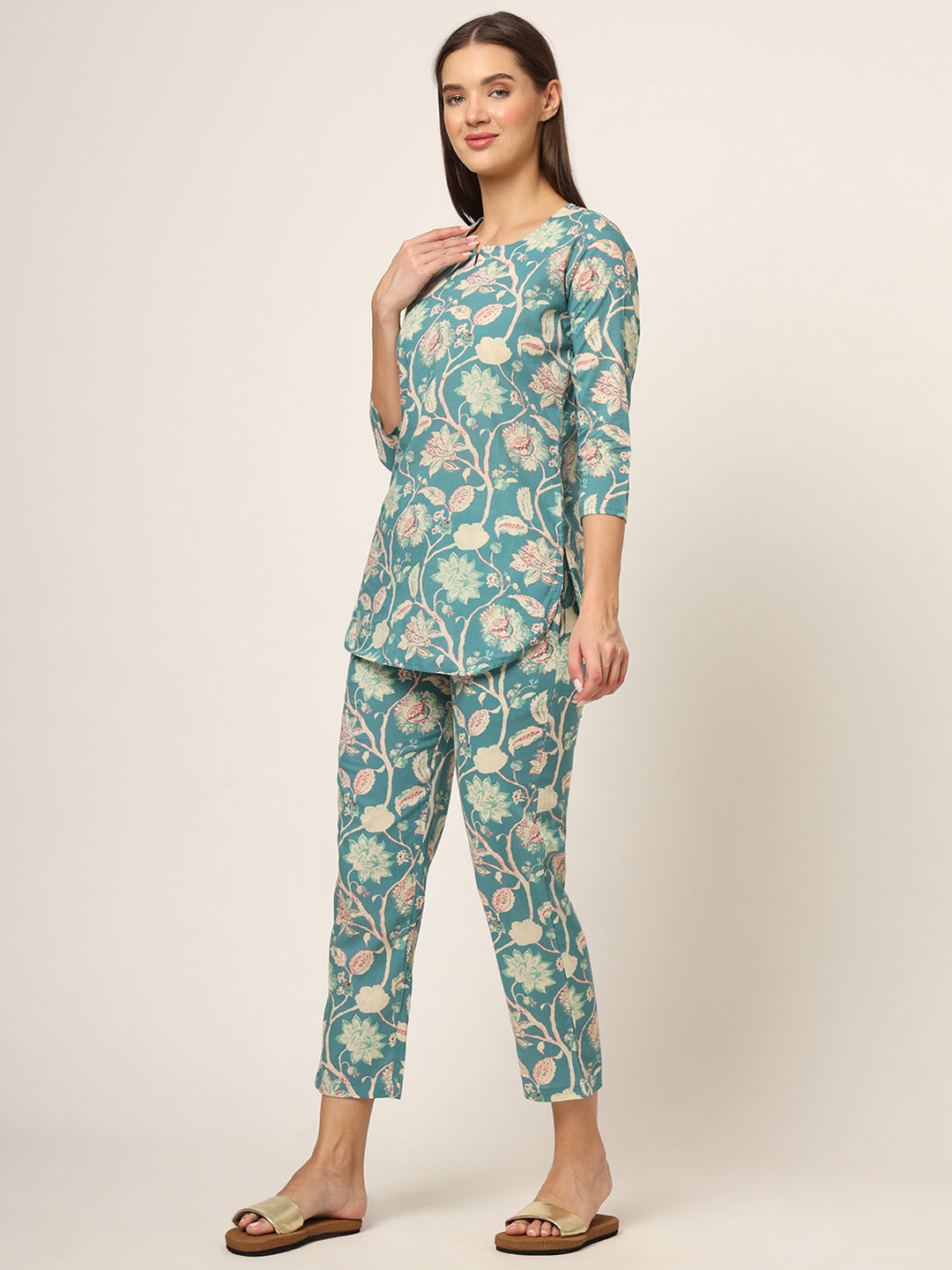 Divena Green Floral Print Cotton Regular Fit Night Suit