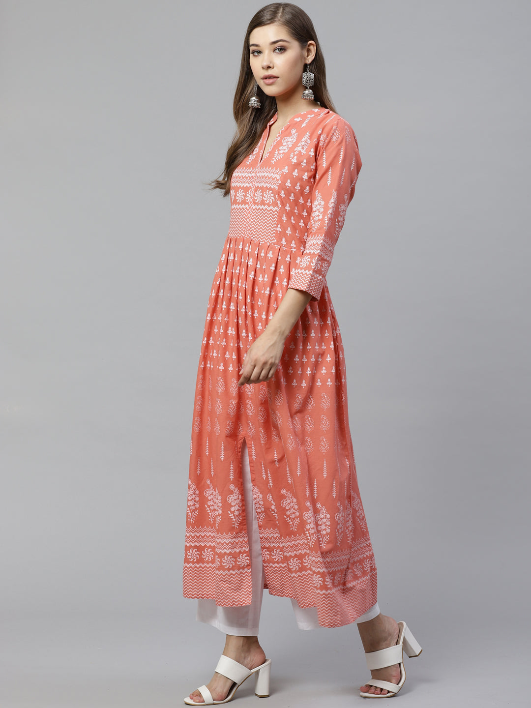 Divena Women's Pink Floral Print Cotton Kurta