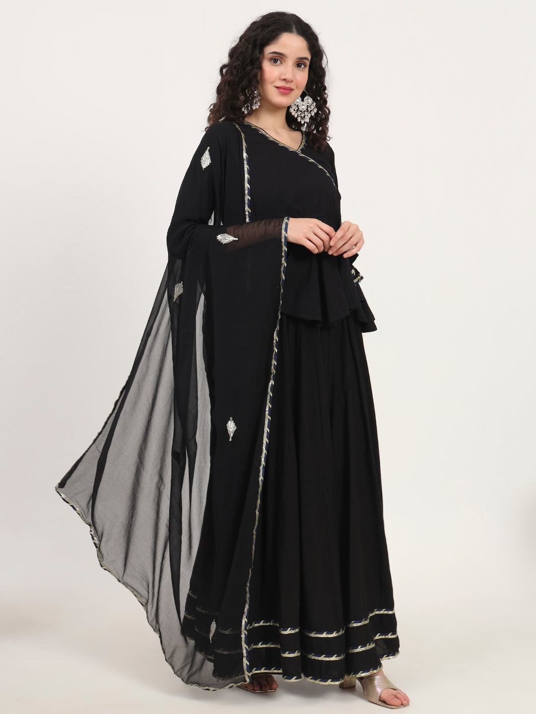 Divena Back Gota Hand Work lehenga dupatta set