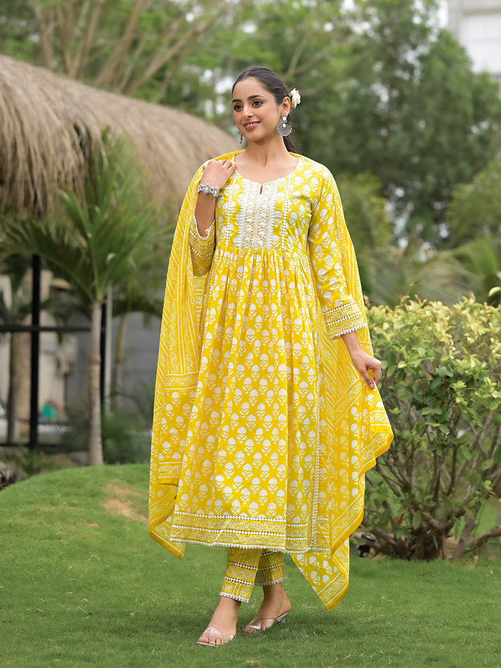 Divena Yellow Floral Print Cotton Kurta Pants with Dupatta set for women