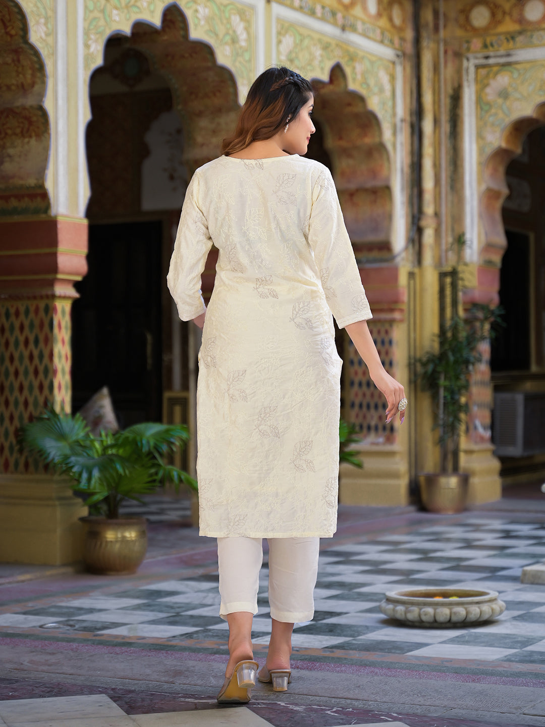 Divena Cream Solid Chanderi Silk kurta Pant With Dupatta